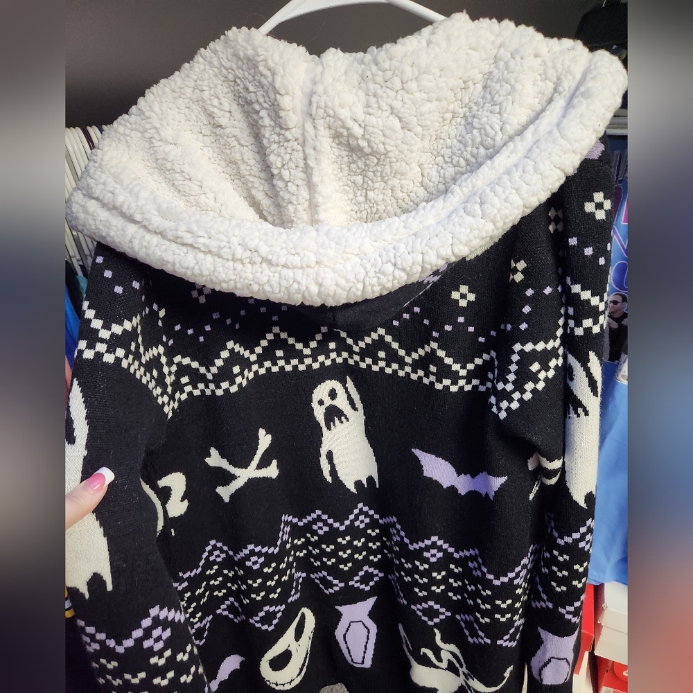 Sherpa Nightmare Before Christmas Cardigan sz 2 Hot Topic